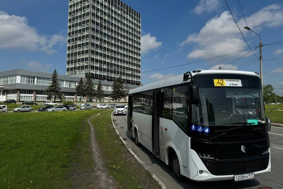 Новый автобус КамАз вышел на маршрут А-42 в Нижнем Новгороде