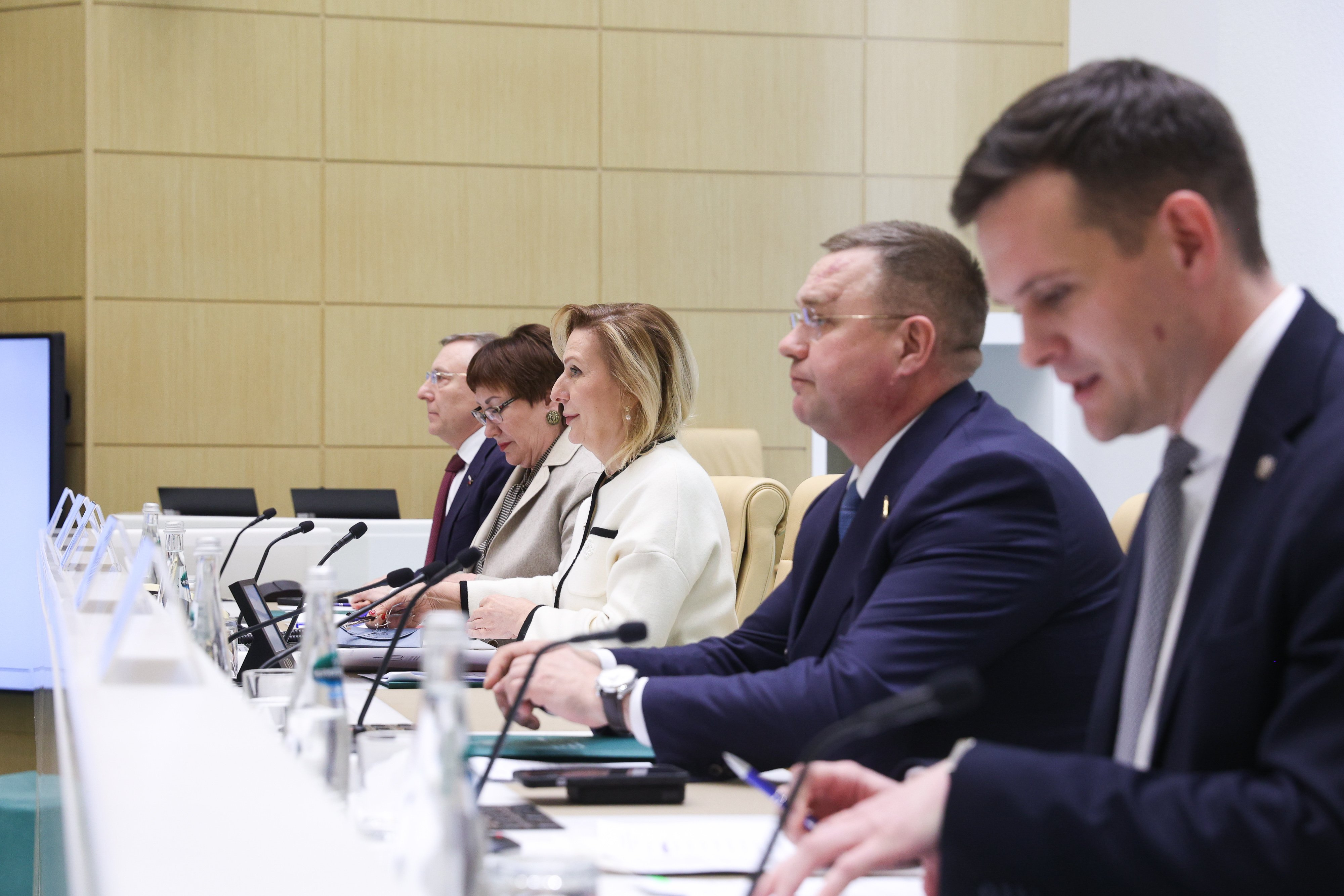 Порядка 40-ка законодательных инициатив представила Палата молодых законодателей при Совете Федерации по итогам года