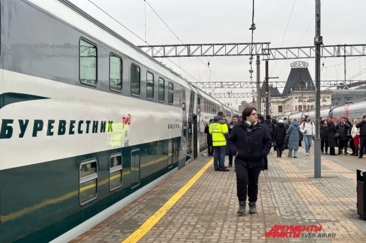 В праздники нижегородский поезд «Буревестник» увеличился до 15 вагонов