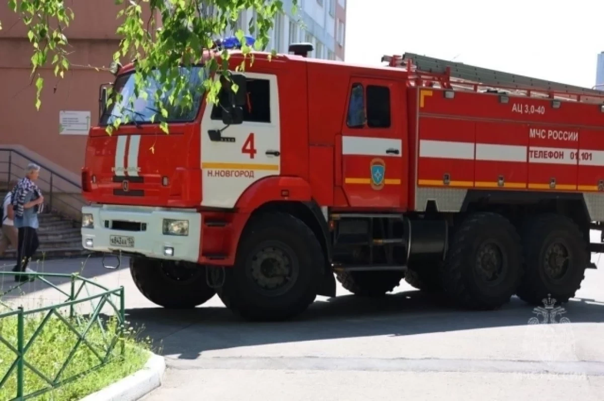   83       